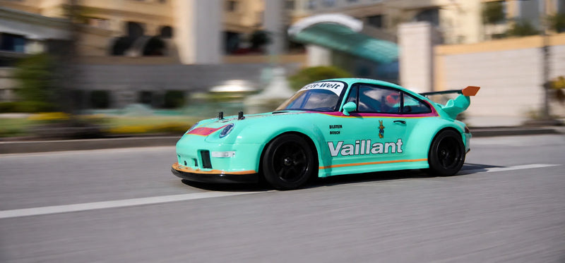 porsche-911-rwb-asphalt