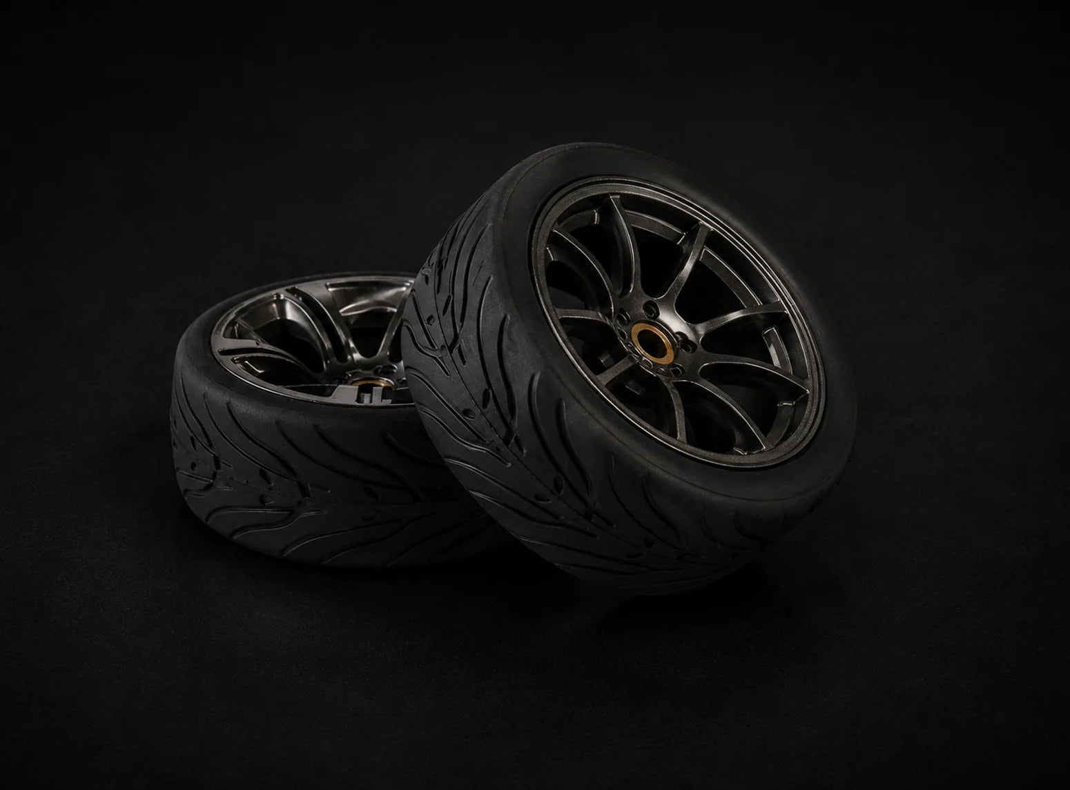 WHEELS & TYRES