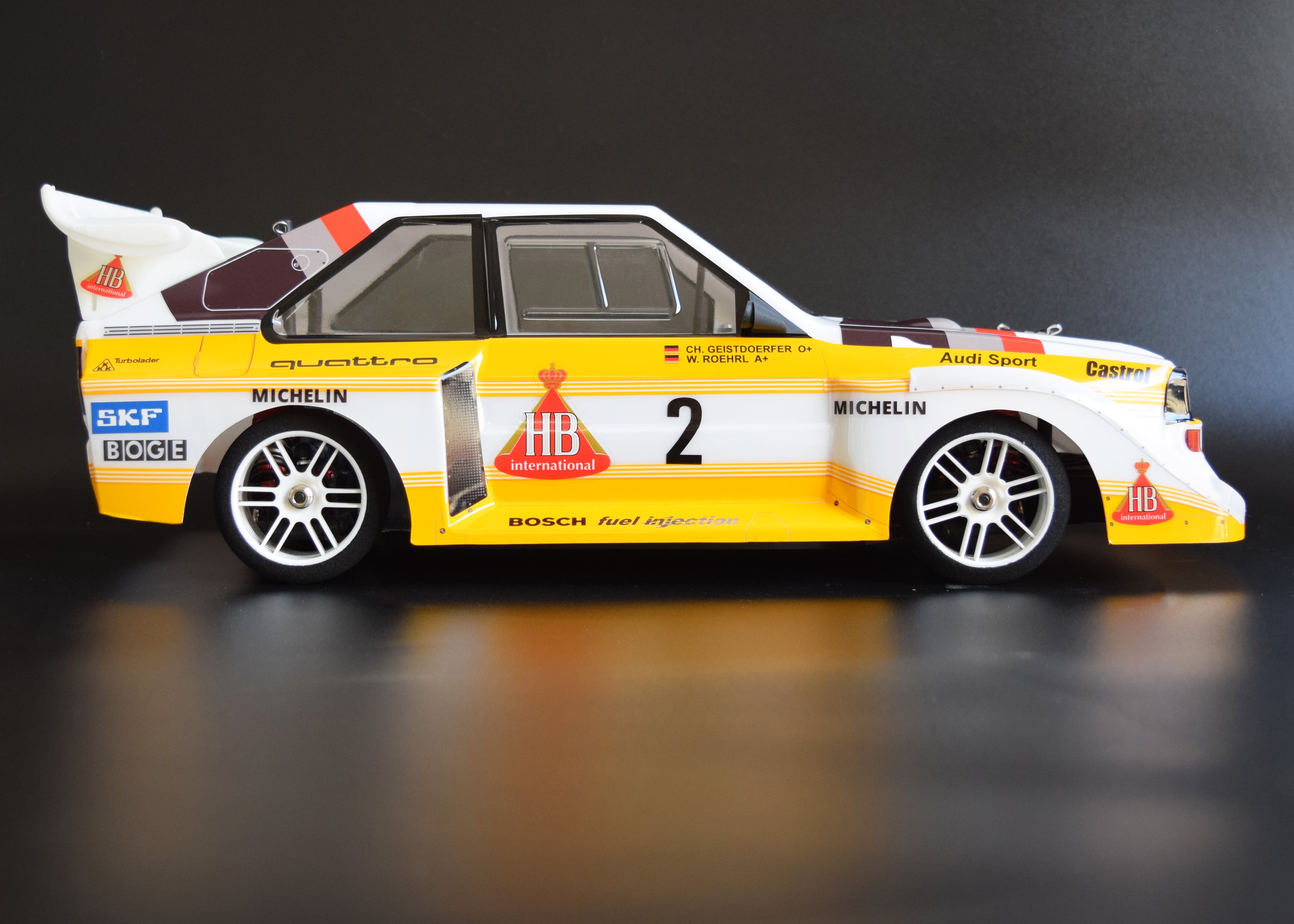 アウディ　スポーツクワトロ S1 E2 1/10 ボディ AUTOart 1/18 アウディ スポーツクワトロ S1 WRC 1985 #5
