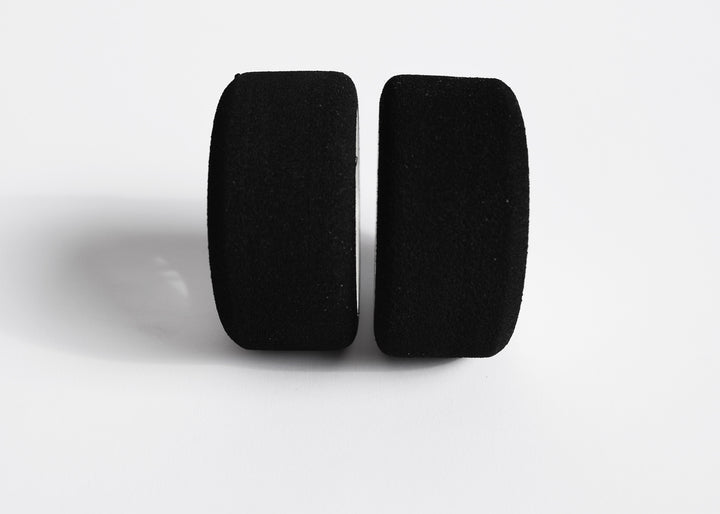 Set of 2 slick tyres/ plain tread tyre/ wheels: 30/65mm/ shore: 35 (pre-mounted) 1/10