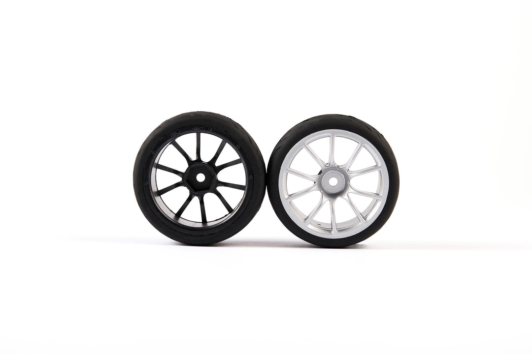 Set of 2 on-road Tyres - Vredestein - Medium rubber - 10-spoke rims - 26/63mm - pre-glued - 1/10