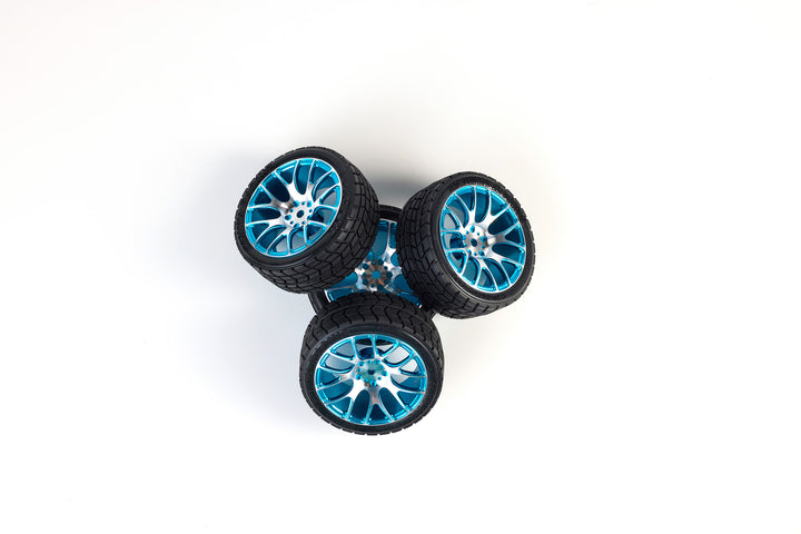 Set of 4 on-road Tyres - Yokohama tread - Medium rubber - Y-design aluminium - 26/66mm - pre-glued - 1/10